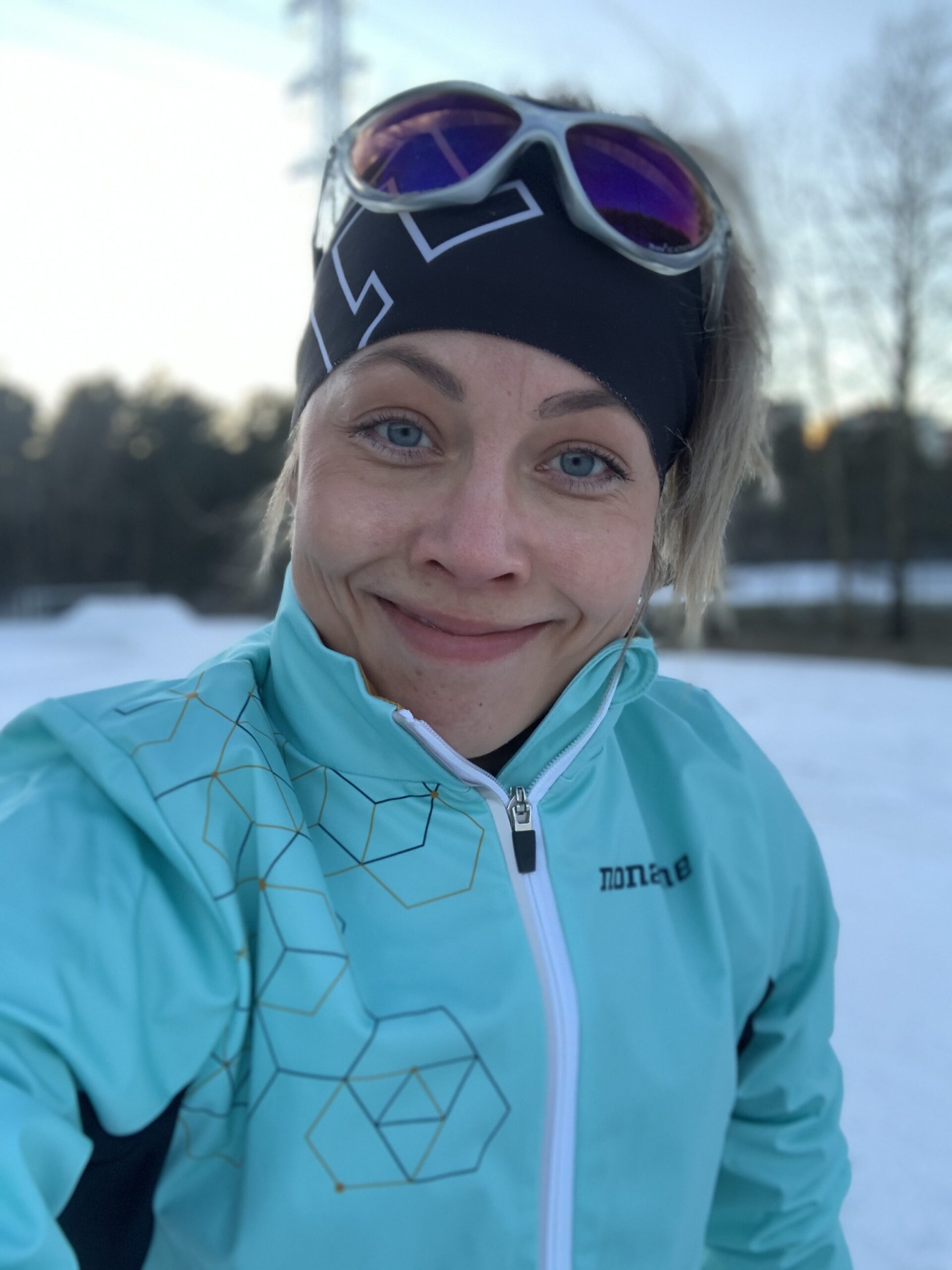 Terveisiä hiihtolenkiltä ja tsemppiä kevään harjoitteluun!