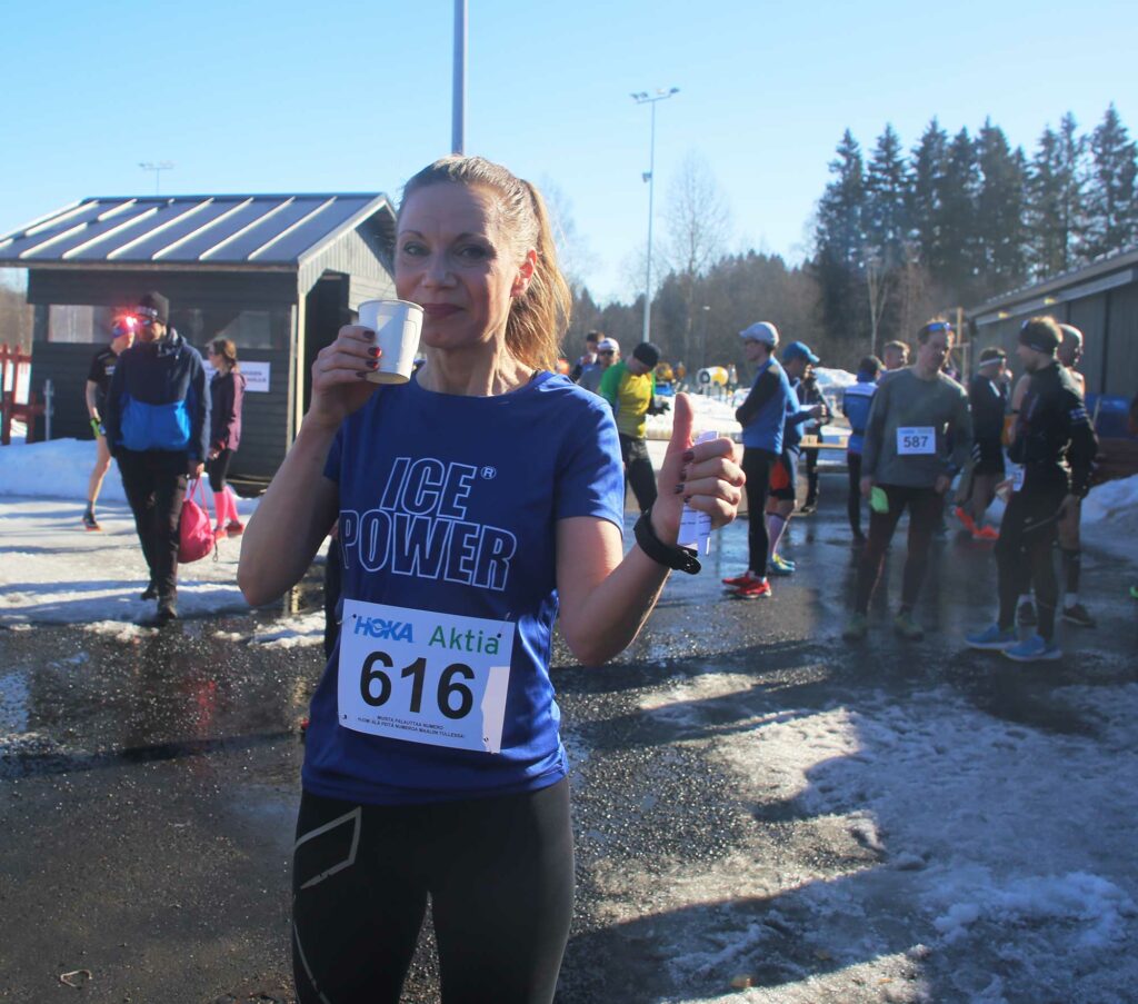 maantiejuoksucup