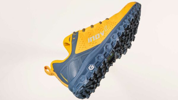 Inov-8 Parkclaw polkujuoksukenkä