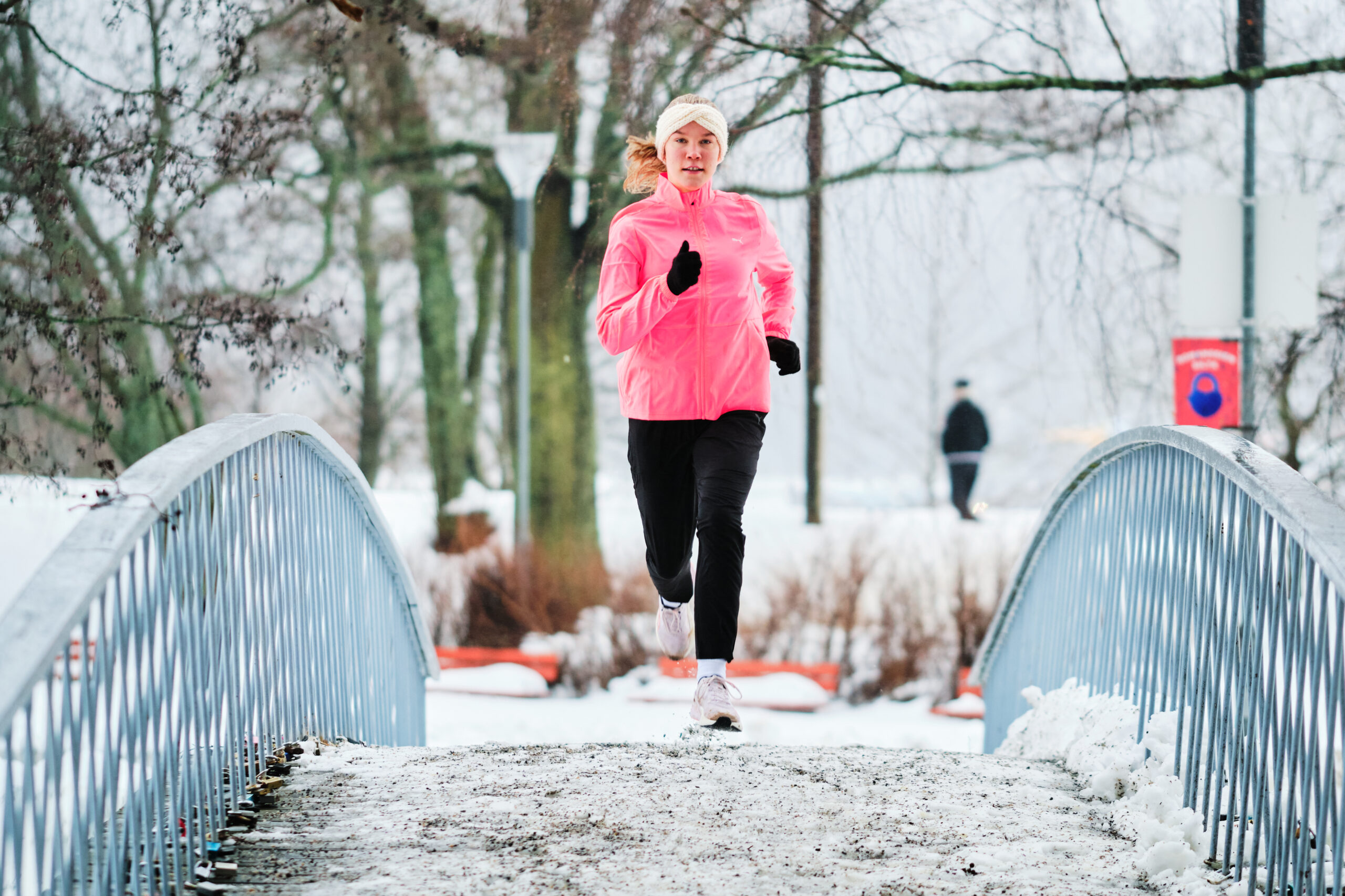 Ilona Mononen puistossa
