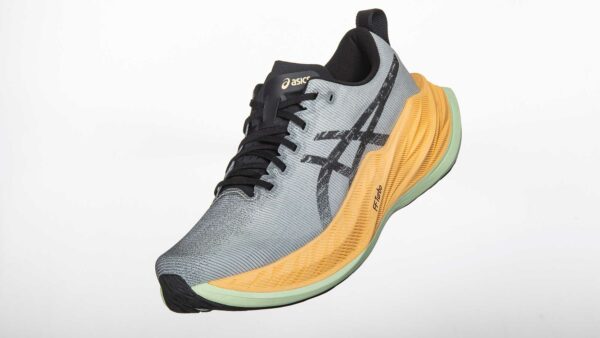 Asics Superblast