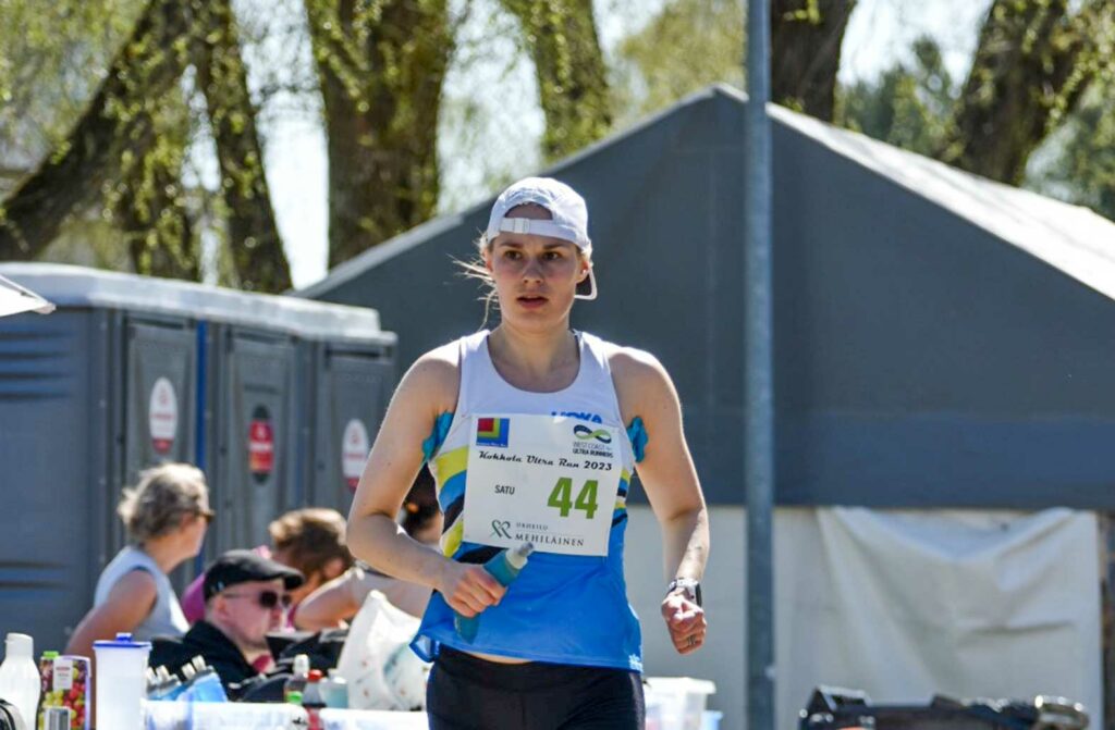 satu lipiäinen